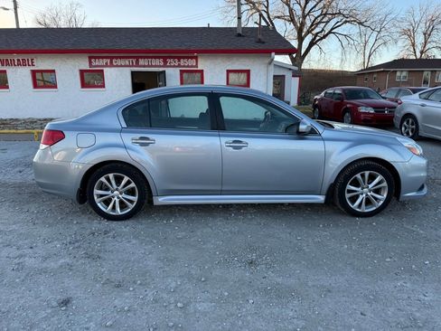 Used 2013 Subaru Legacy 2.5i Premium w/ All-Weather Pkg + Moonroof image 2