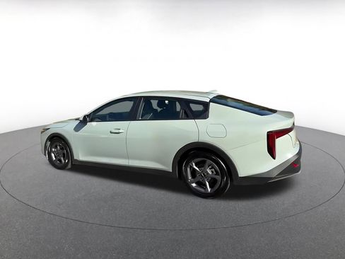 Used 2025 Kia K4 FWD image 10
