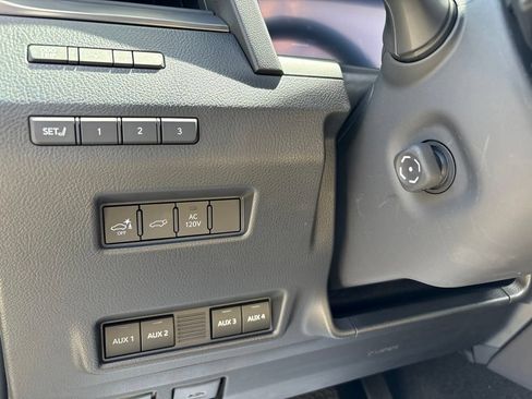 Certified 2026 Lexus GX 550 AWD/4WD image 13