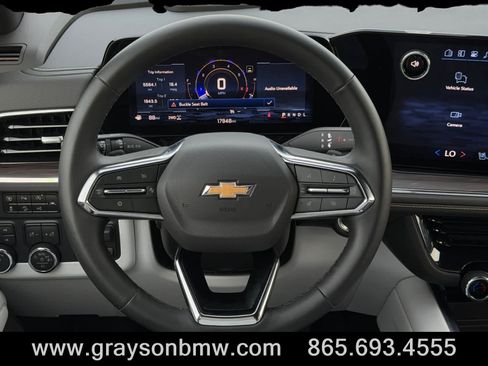 Used 2025 Chevrolet Suburban Premier w/ Sun And Tow Package AWD/4WD image 22