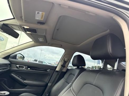 Used 2022 Honda Civic Touring image 17