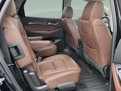 Used 2018 Buick Enclave Avenir w/ Avenir Technology Package image 13