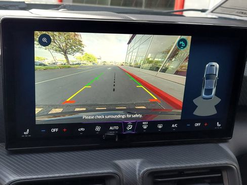 Used 2024 Ford Mustang Convertible image 17