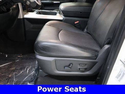 Used 2016 RAM 3500 Laramie w/ Convenience Group image 24