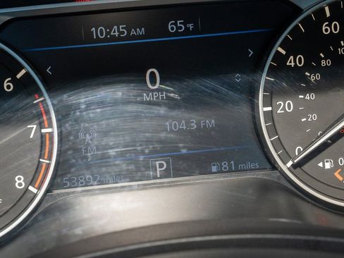 Used 2023 Nissan Altima 2.5 SV image 10