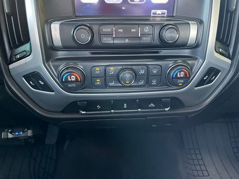 Used 2018 GMC Sierra 1500 SLT w/ SLT Premium Package image 36