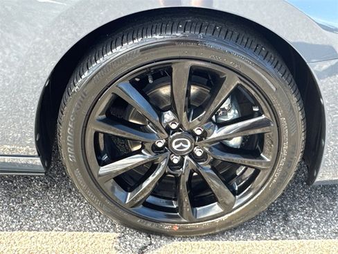 Used 2024 MAZDA MAZDA3 s image 12