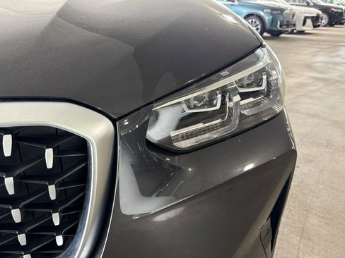 Certified 2025 BMW X4 xDrive30i AWD/4WD image 10