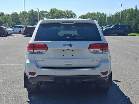 Used 2018 Jeep Grand Cherokee Limited AWD/4WD image 5