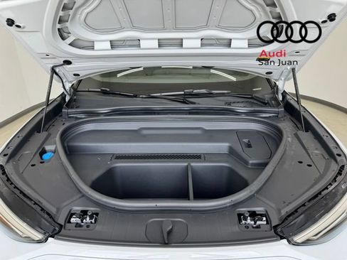 Used 2025 Audi Q6 e-tron Premium w/ Convenience Package RWD image 4
