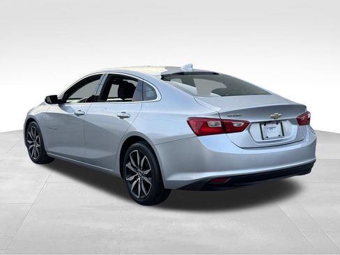 Used 2018 Chevrolet Malibu LT FWD image 7