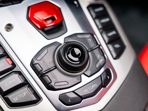 Used 2015 Lamborghini Aventador LP 700-4 image 69