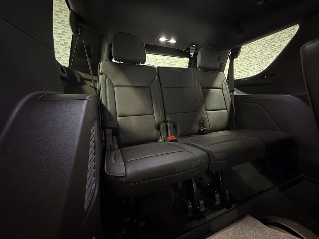Used 2024 GMC Yukon Denali w/ Advanced Technology Package AWD/4WD image 14
