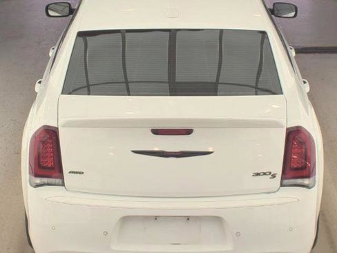 Used 2020 Chrysler 300 S w/ 300S Premium Group 2 image 4