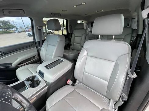 Used 2017 Chevrolet Tahoe LT w/ LT Signature Package AWD/4WD image 17