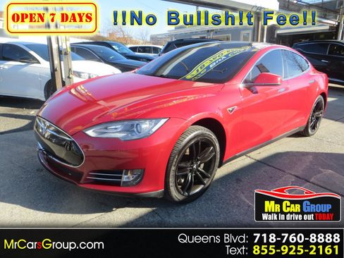 Used 2013 Tesla Model S Performance image 1