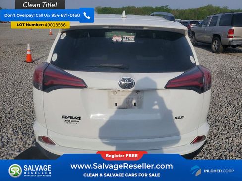 Used 2017 Toyota RAV4 XLE image 8