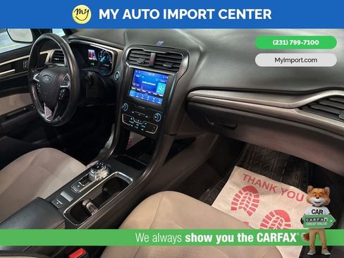 Used 2019 Ford Fusion SE w/ Equipment Group 151A image 29