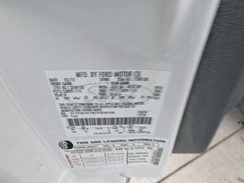 Used 2012 Ford F150 Platinum image 34