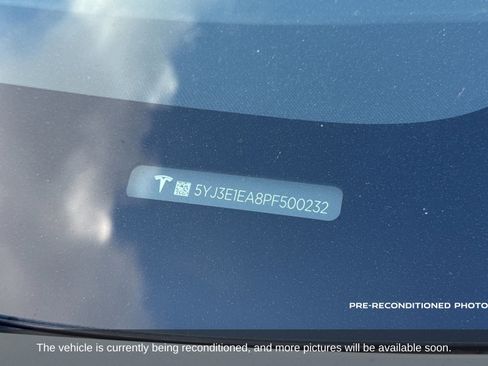 Used 2023 Tesla Model 3 Standard Range image 2