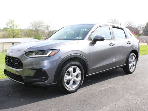 Used 2024 Honda HR-V LX image 3