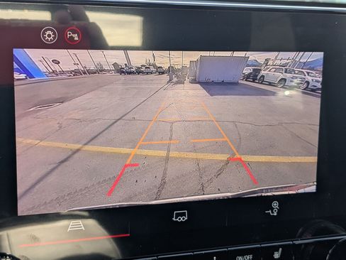 New 2026 GMC Canyon Elevation w/ Convenience Package image 17