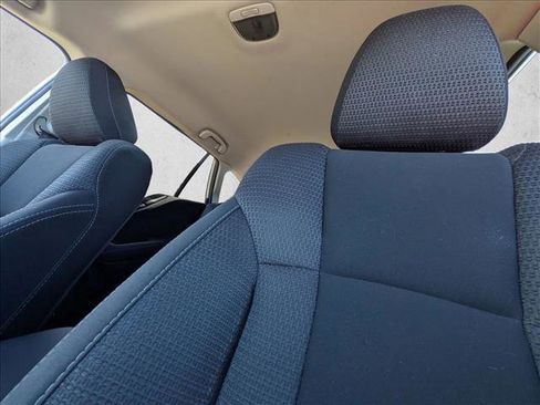 Used 2021 Subaru Outback Premium image 15