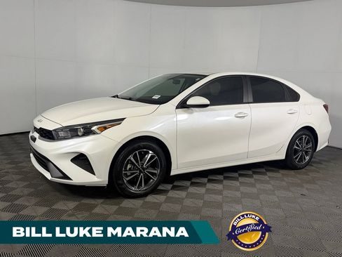Used 2023 Kia Forte LXS FWD image 1