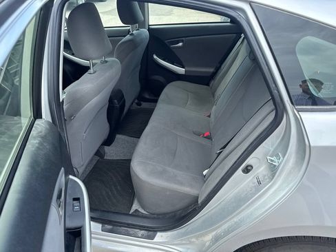 Used 2012 Toyota Prius Two FWD image 7