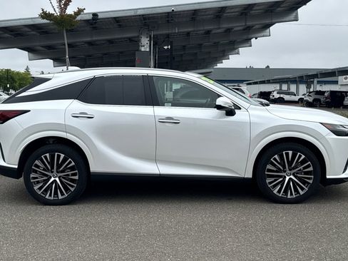 Used 2023 Lexus RX 350 w/ Cold Area Package AWD/4WD image 3