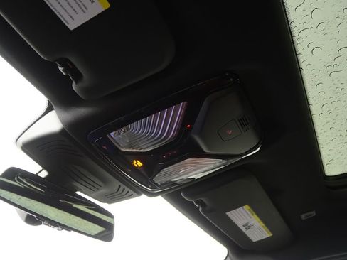 Certified 2025 BMW X4 M40i image 25