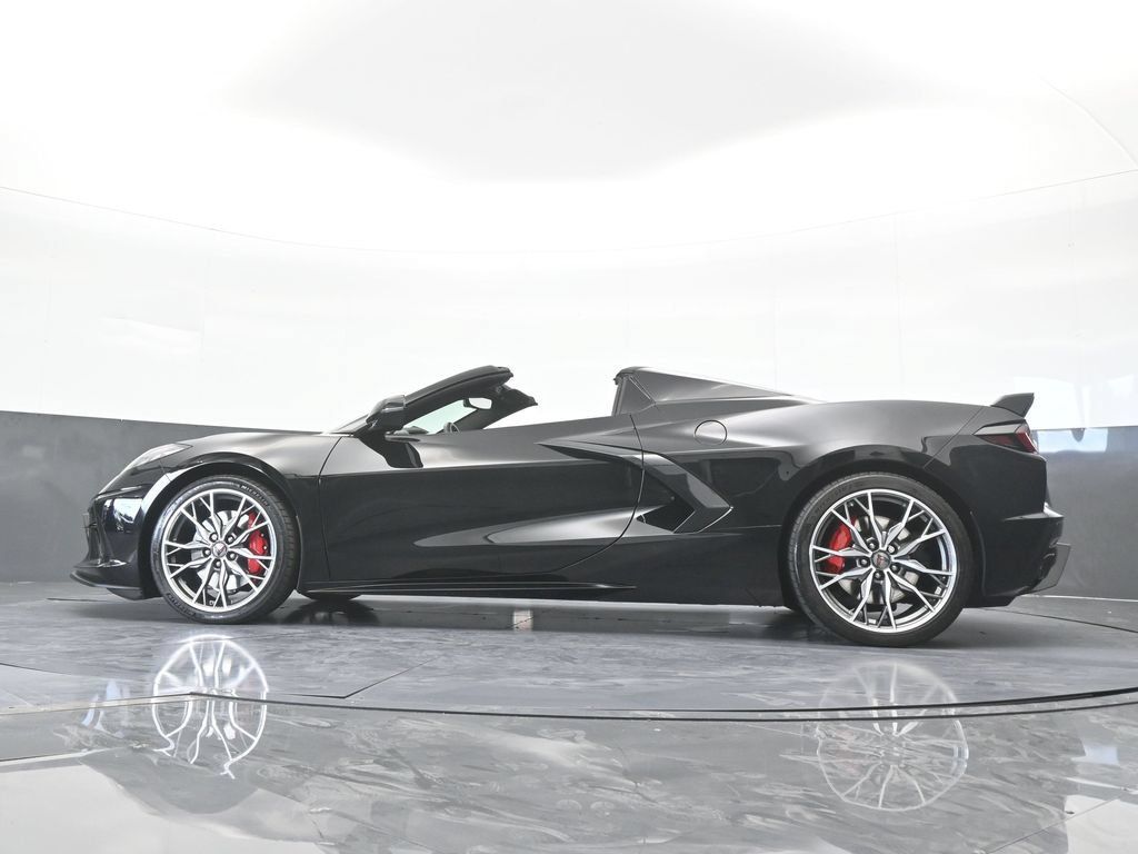 Used 2024 Chevrolet Corvette Stingray Preferred Conv w/ Z51 Performance Package RWD image 55