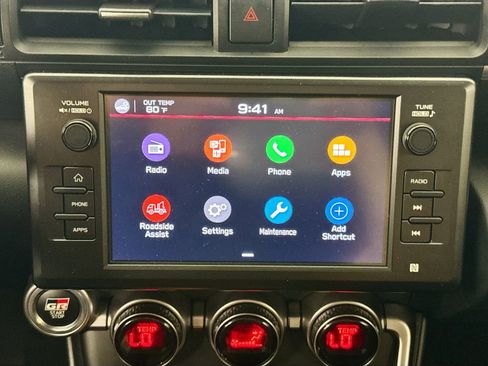 Used 2025 Toyota GR86 Premium w/ Performance Package RWD image 14
