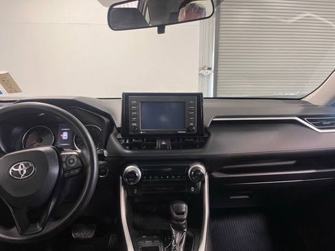 Used 2020 Toyota RAV4 XLE w/ Convenience Package image 20