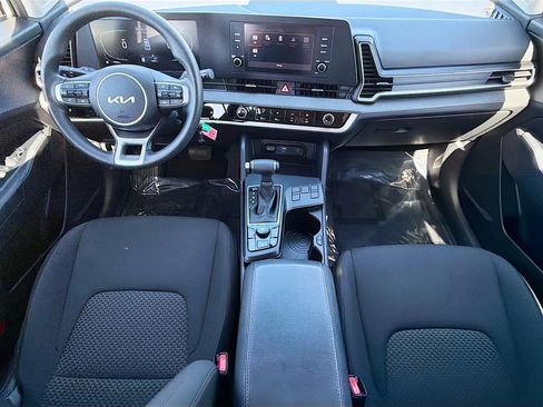 Used 2024 Kia Sportage LX image 15