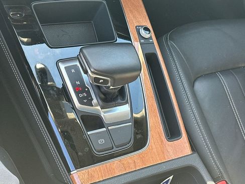 Used 2022 Audi Q5 2.0T Premium Plus image 31