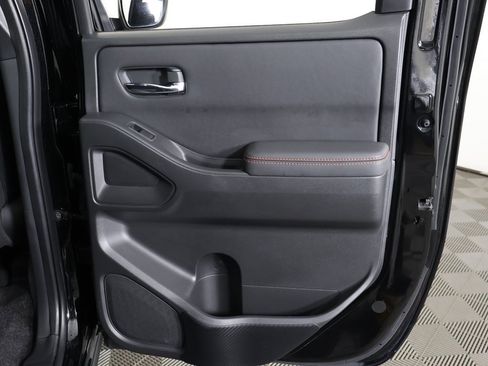 Used 2022 Nissan Frontier PRO-4X w/ Technology Package image 24