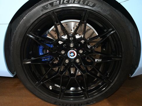 Used 2023 BMW M2 w/ Lighting Package RWD image 68