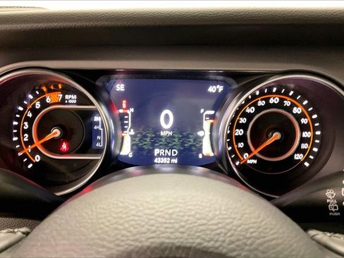 Used 2022 Jeep Wrangler Unlimited Sport image 13