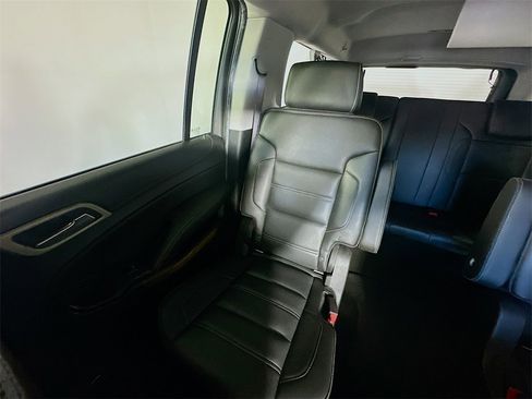 Used 2017 GMC Yukon XL Denali w/ Open Road Package image 12