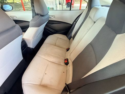 Used 2020 Toyota Corolla LE FWD image 21