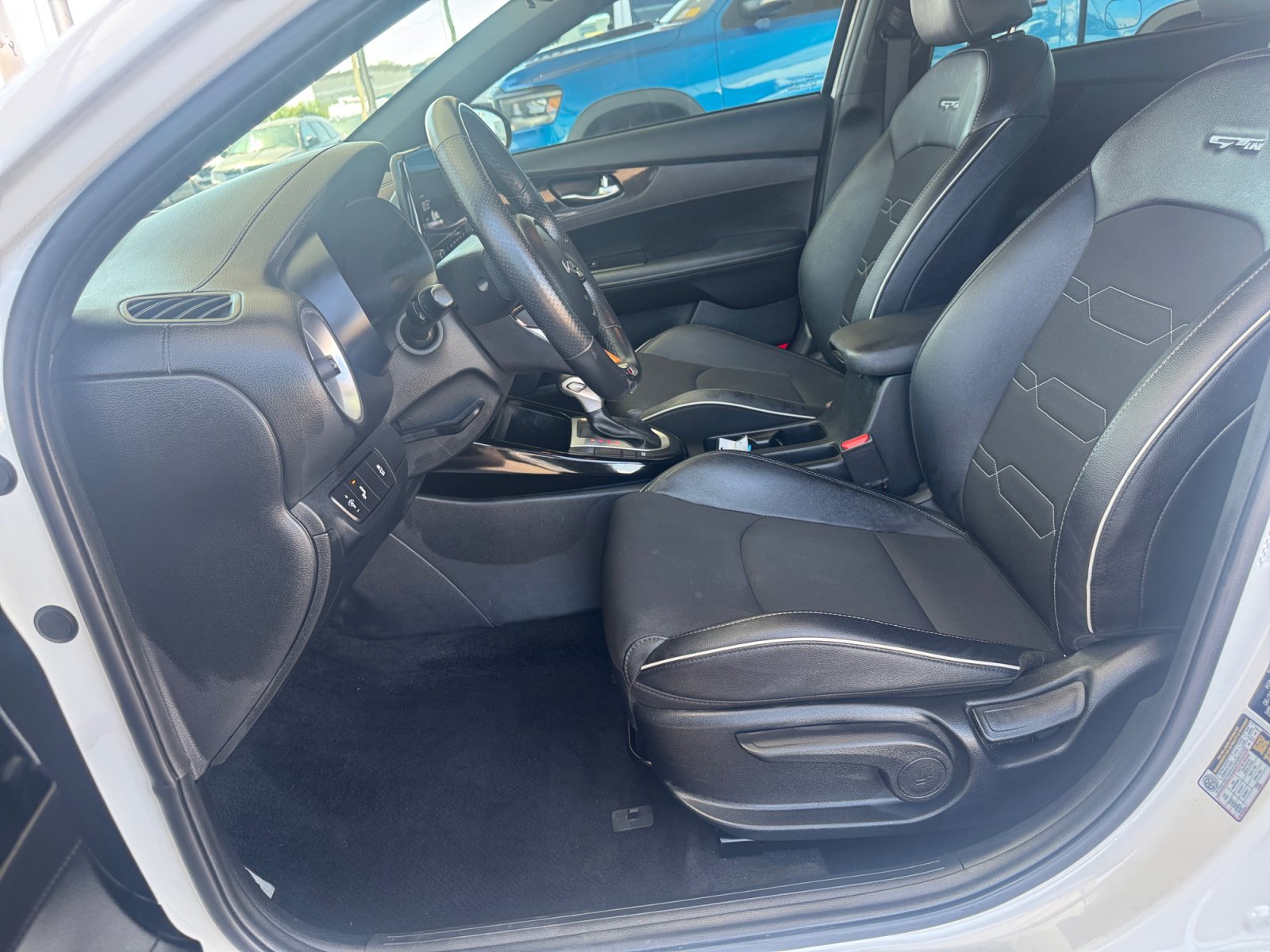 Used 2024 Kia Forte GT-Line FWD image 9