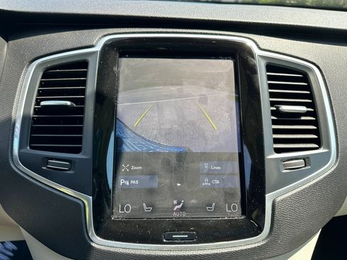 Used 2019 Volvo XC90 T6 Momentum w/ Protection Package AWD/4WD image 27