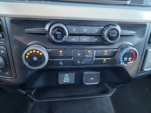 Used 2024 Ford F250 XLT image 26