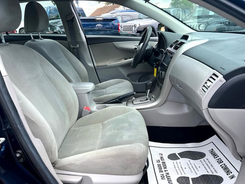 Used 2013 Toyota Corolla LE Special Edition image 15