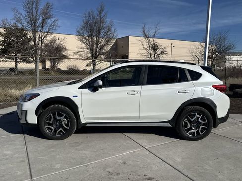 Used 2020 Subaru Crosstrek Hybrid w/ Moonroof Package w/Navigation image 2