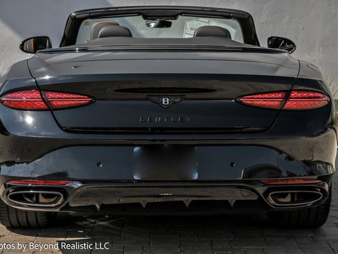 New 2025 Bentley Continental GTC image 12