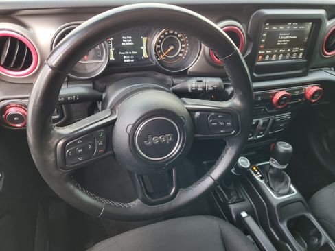 Used 2020 Jeep Wrangler Sport AWD/4WD image 28