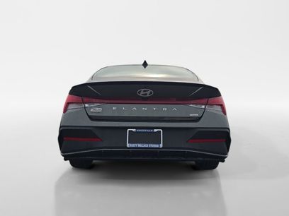 New 2025 Hyundai Elantra SEL