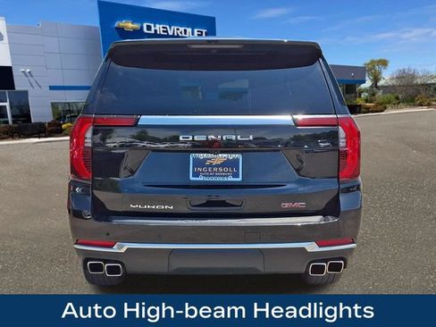 Used 2025 GMC Yukon XL Denali AWD/4WD image 24